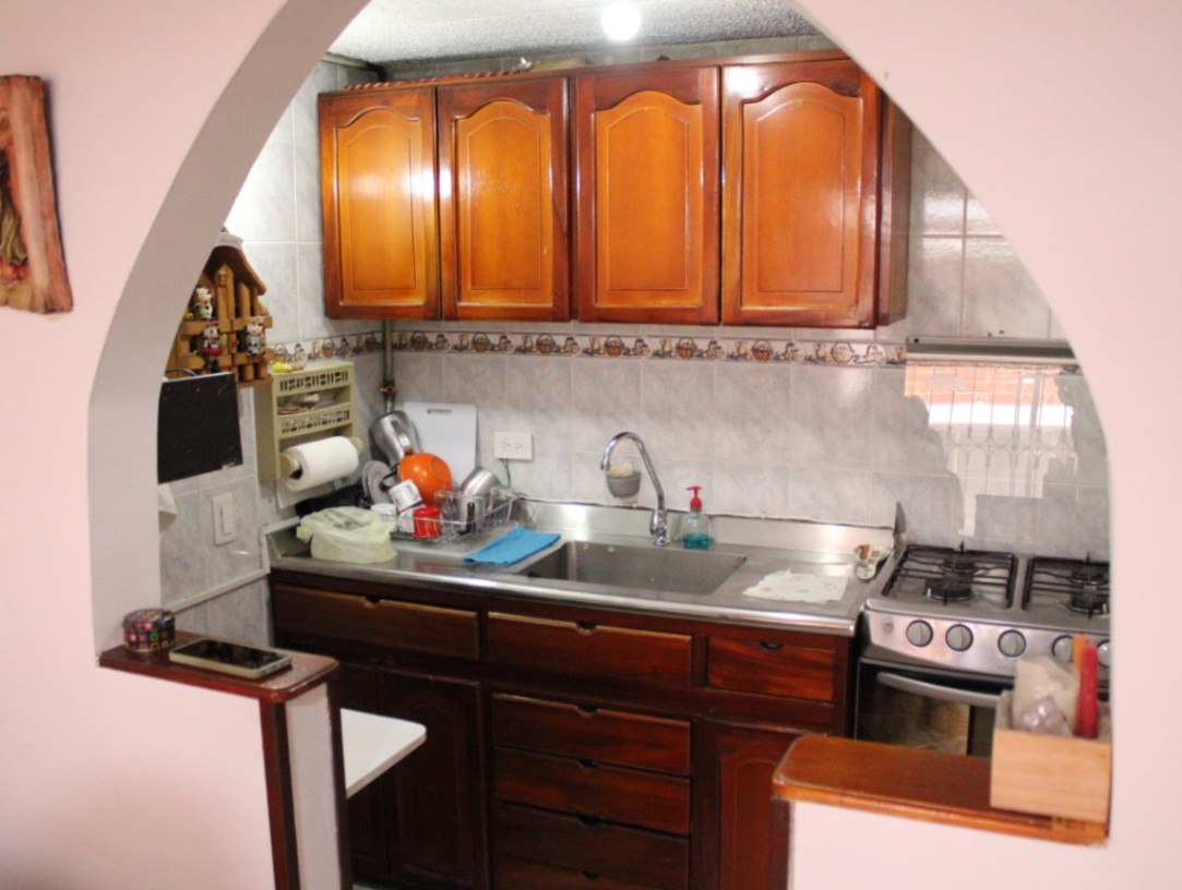 Cra. 102 #70-15, Bogotá, Colombia 5